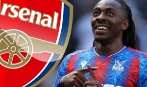 华体会官网-分期！英媒：阿森纳想分期签埃泽&amp;每期2000万 约克雷斯售价7000万