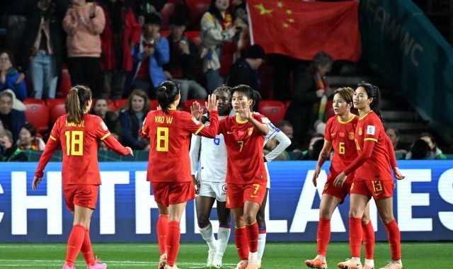 华体会官网-马德兴：敢于进攻才能赢 中国女足需重新明确定位