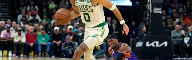 华体会下载-凯尔特人无惧魔鬼赛程 进攻笑傲联盟防守也在回暖