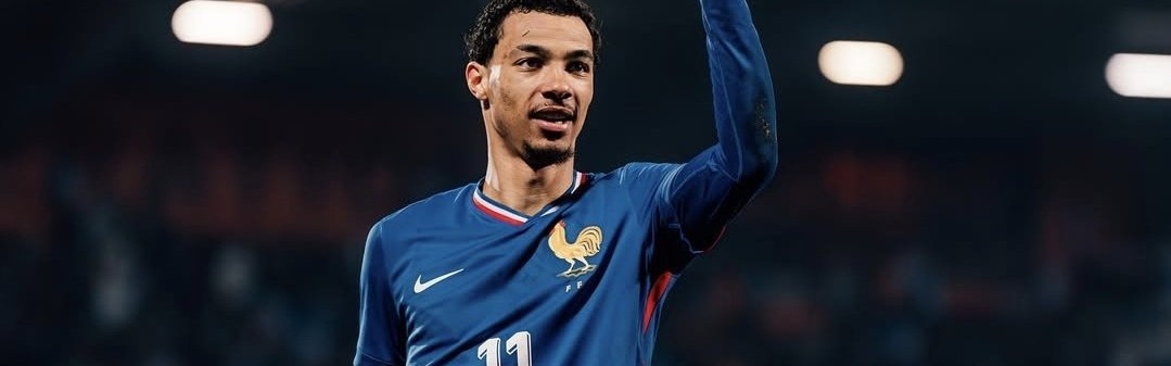 华体会下载-法媒：切尔西本周和埃基蒂克经纪人会面，法兰克福已在寻找替代者