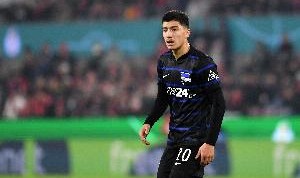 华体会体育-德天空：马扎未来几天接受药厂体检并签约，转会费约1200万欧