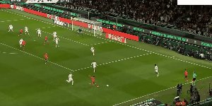 1742771992845054234.gif por den 86.gif